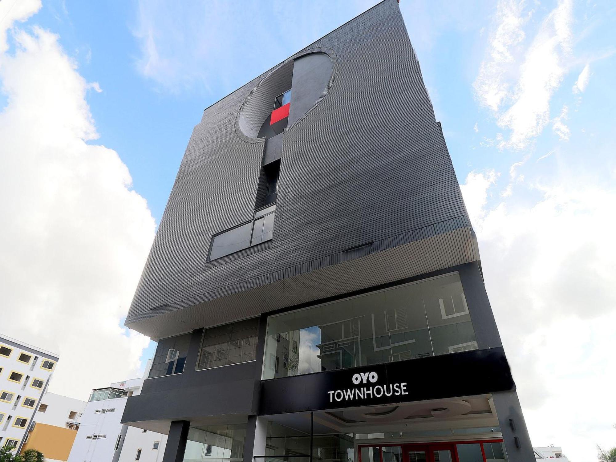 Super Townhouse Reva College University Yelahanka エクステリア 写真