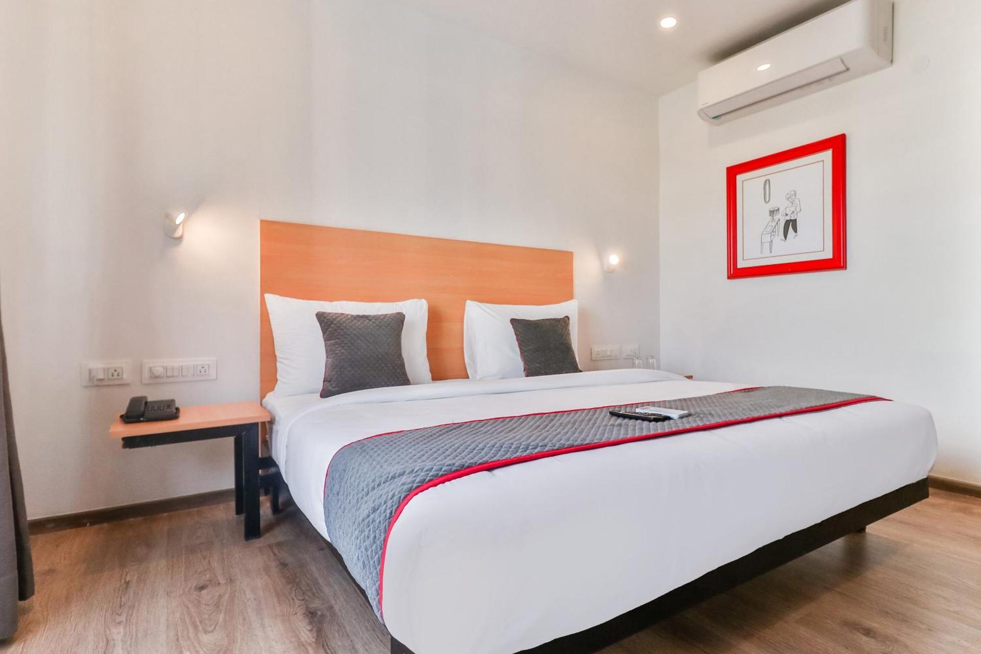 Super Townhouse Reva College University Yelahanka エクステリア 写真